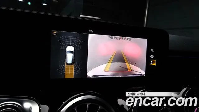 Mercedes-Benz GLB-Class 2020 — фото 16
