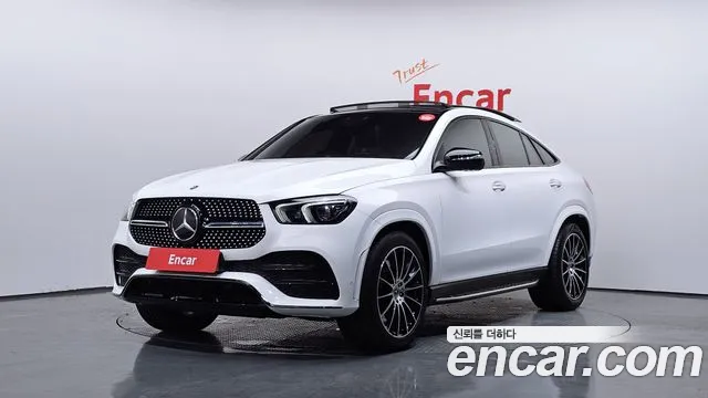 Mercedes-Benz GLE-Class 2022 — фото 1