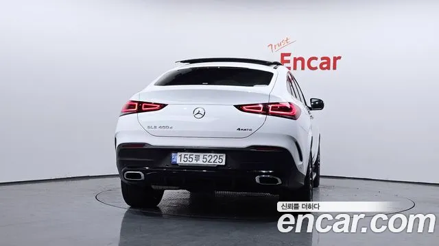 Mercedes-Benz GLE-Class 2022 — фото 4