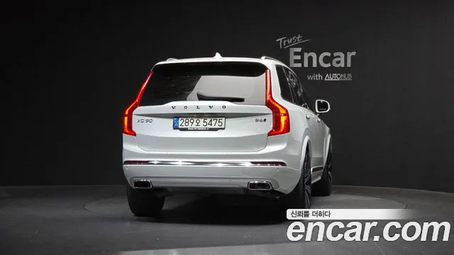 Volvo XC90 2021 — фото 4