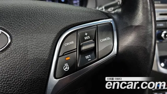 Hyundai Grandeur 2016 — фото 17