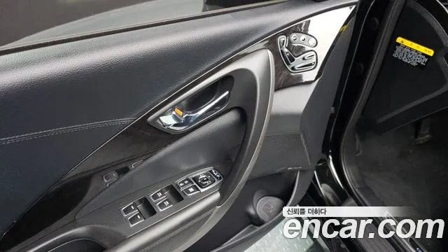 Hyundai Grandeur 2016 — фото 20