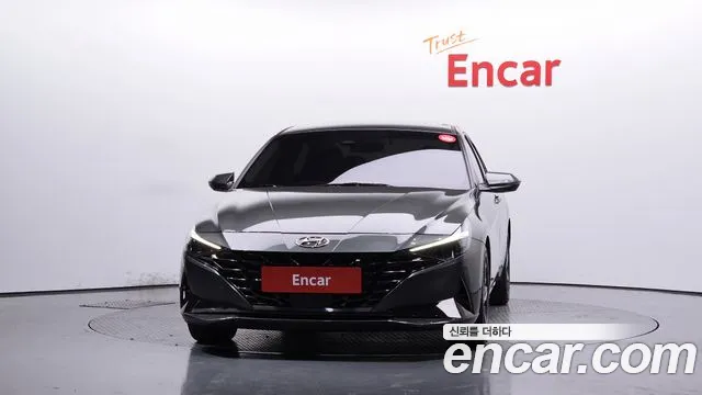 Hyundai AVANTE 2023 — фото 3