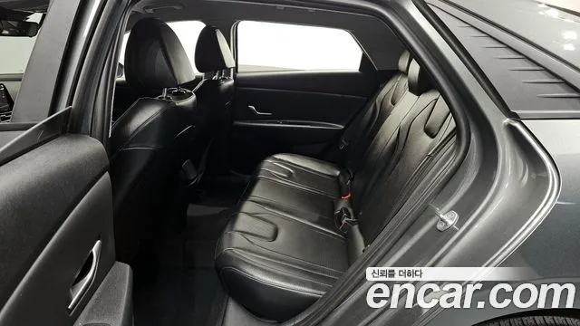 Hyundai AVANTE 2023 — фото 12
