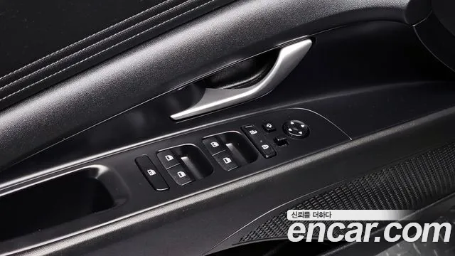 Hyundai AVANTE 2023 — фото 19