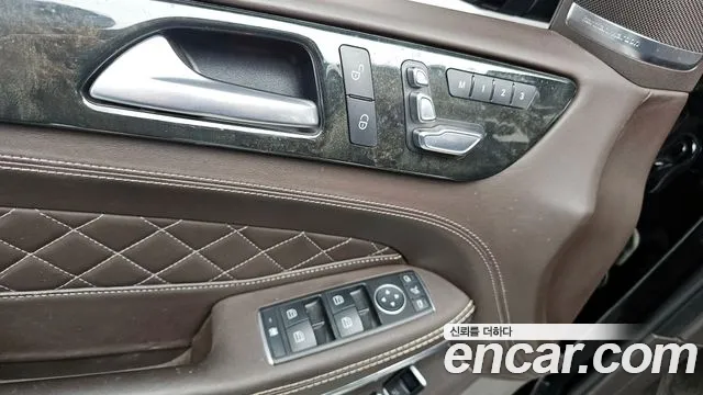Mercedes-Benz GLS-Class 2017 — фото 14
