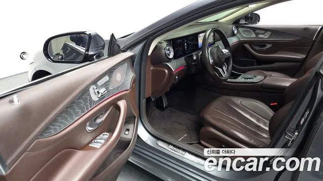 Mercedes-Benz CLS-Class 2021 — фото 11