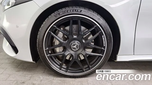Mercedes-Benz A-Class 2023 — фото 5