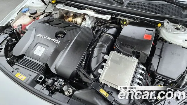 Mercedes-Benz A-Class 2023 — фото 6