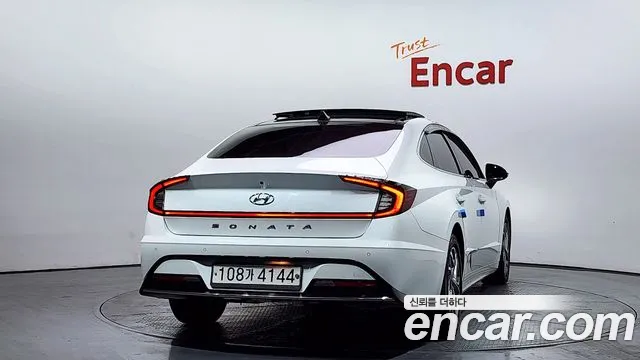 Hyundai Sonata 2020 — фото 4