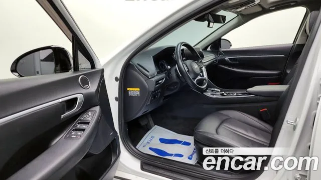 Hyundai Sonata 2020 — фото 10