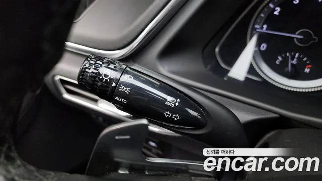 Hyundai Sonata 2020 — фото 19