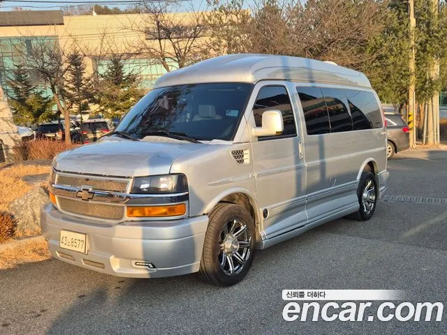 Chevrolet Express Van 2015 — фото 1
