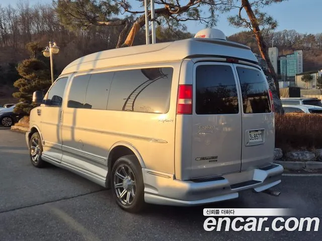 Chevrolet Express Van 2015 — фото 4