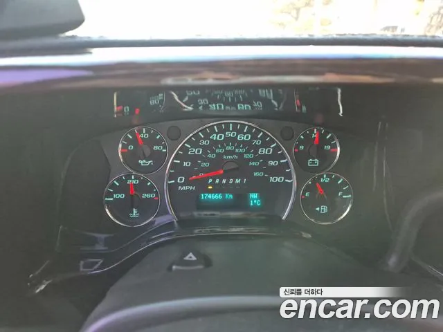 Chevrolet Express Van 2015 — фото 18