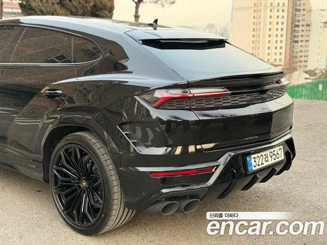 Lamborghini Urus 2026 — фото 4