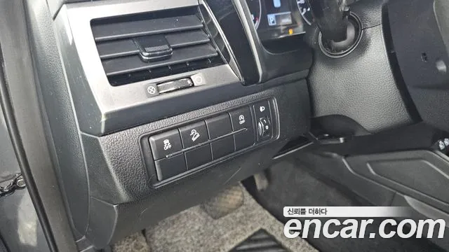 KG_Mobility_Ssangyong Rexton 2022 — фото 18