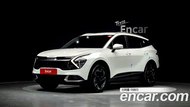 Kia Sportage 2023 — фото 1