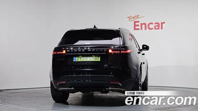 Land Rover Range Rover Velar 2025 — фото 4