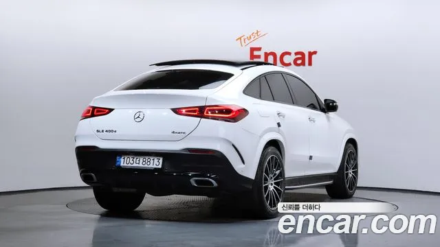 Mercedes-Benz GLE-Class 2022 — фото 2