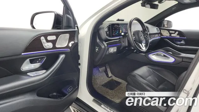Mercedes-Benz GLE-Class 2022 — фото 10