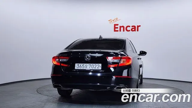 Honda Accord 2019 — фото 4
