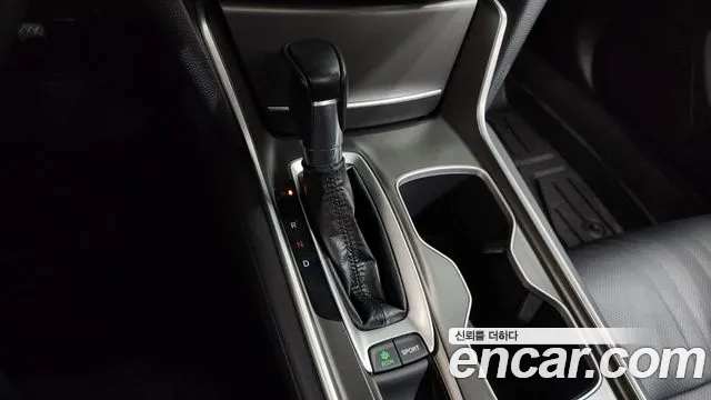 Honda Accord 2019 — фото 9