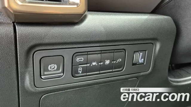GMC Hummer EV 2025 — фото 15
