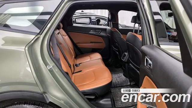 Kia Sportage 2022 — фото 12