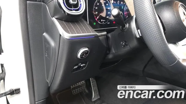 Mercedes-Benz GLC-Class 2025 — фото 12