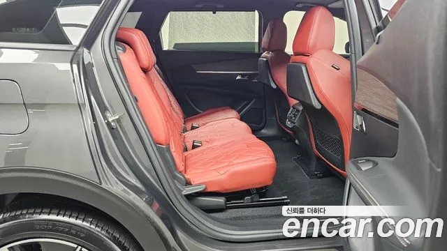 Peugeot 5008 2024 — фото 12