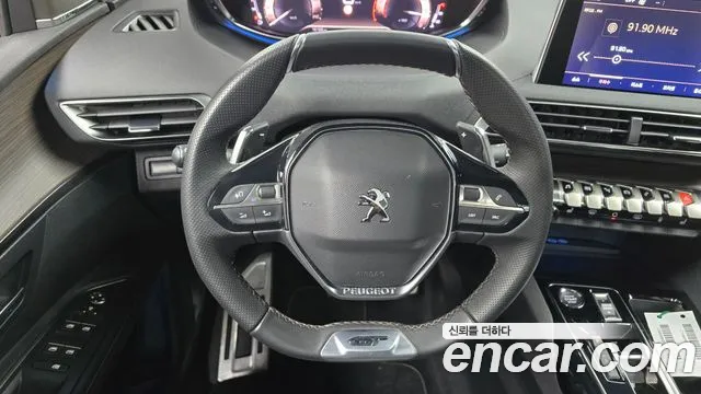 Peugeot 5008 2024 — фото 13