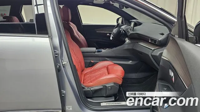 Peugeot 5008 2024 — фото 11