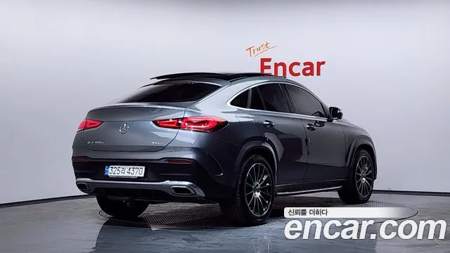 Mercedes-Benz GLE-Class 2022 — фото 2