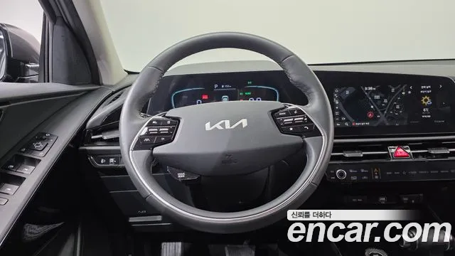 Kia Niro 2022 — фото 13