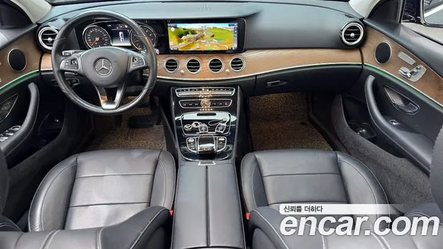 Mercedes-Benz E-Class 2018 — фото 7