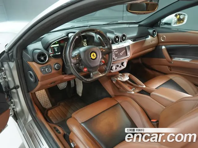 Ferrari FF 2013 — фото 17