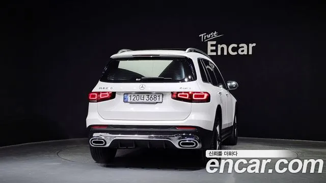 Mercedes-Benz GLB-Class 2022 — фото 4