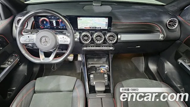 Mercedes-Benz GLB-Class 2022 — фото 7