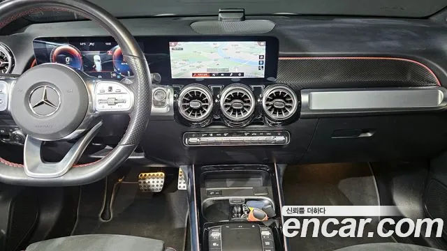 Mercedes-Benz GLB-Class 2022 — фото 19