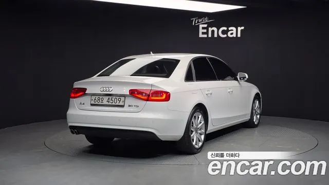 Audi A4 2015 — фото 2