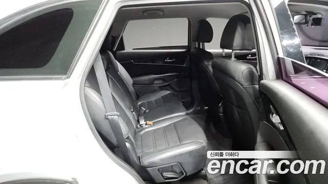 Kia Sorento 2019 — фото 12