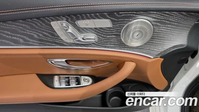 Mercedes-Benz E-Class 2021 — фото 14
