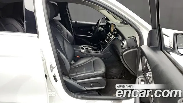 Mercedes-Benz GLC-Class 2019 — фото 11