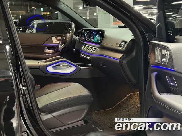 Mercedes-Benz GLS-Class 2023 — фото 15