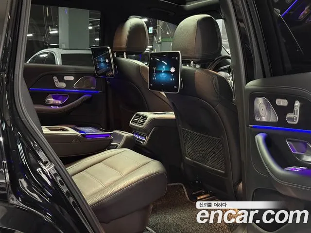 Mercedes-Benz GLS-Class 2023 — фото 16