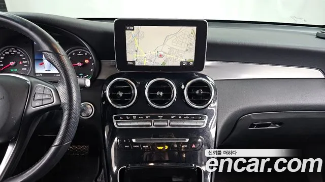 Mercedes-Benz GLC-Class 2019 — фото 14