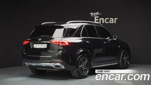 Mercedes-Benz GLE-Class 2020 — фото 2