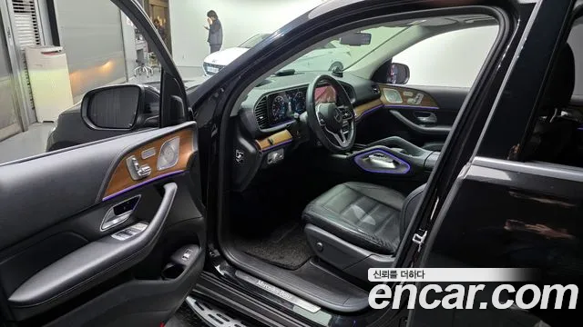 Mercedes-Benz GLE-Class 2020 — фото 10