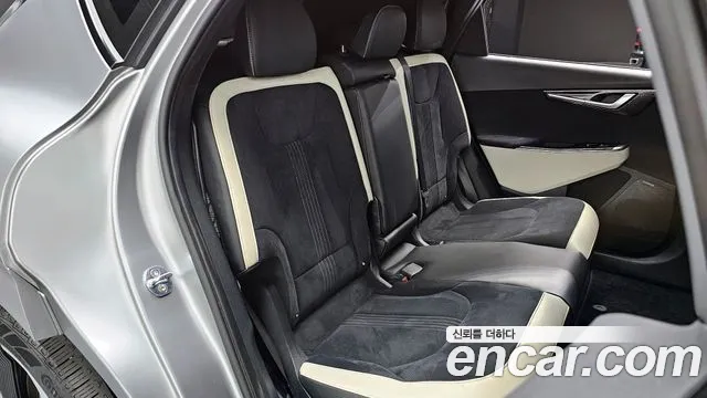 Kia EV6 2022 — фото 12